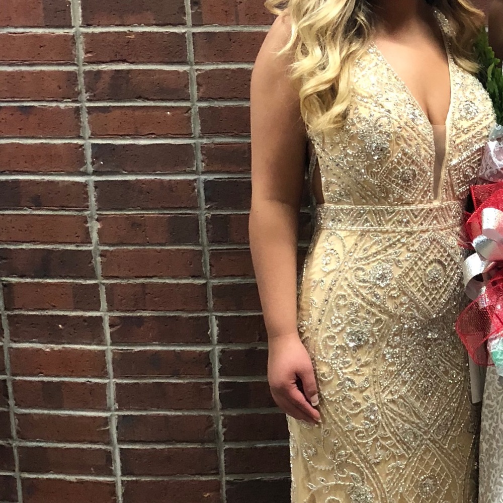 Colors couture size 6 dress